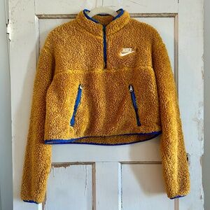NIKE Cropped Gold Sherpa Fleece Pullover - Small